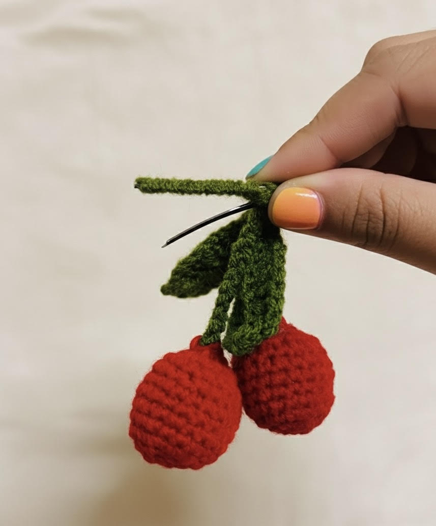 Crochet - Cherry Clip