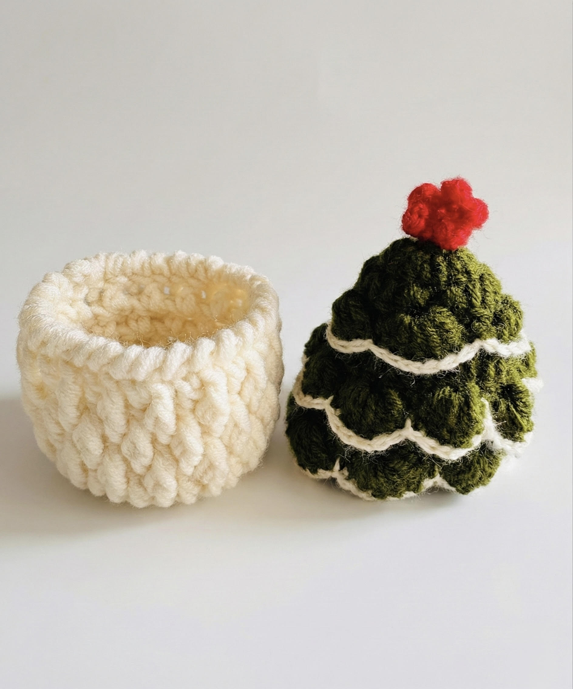 Crochet Jewellery Organiser