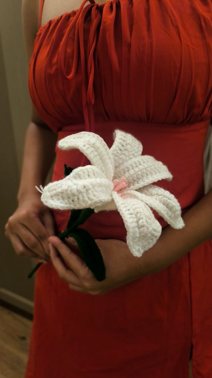 Crochet - White Lily