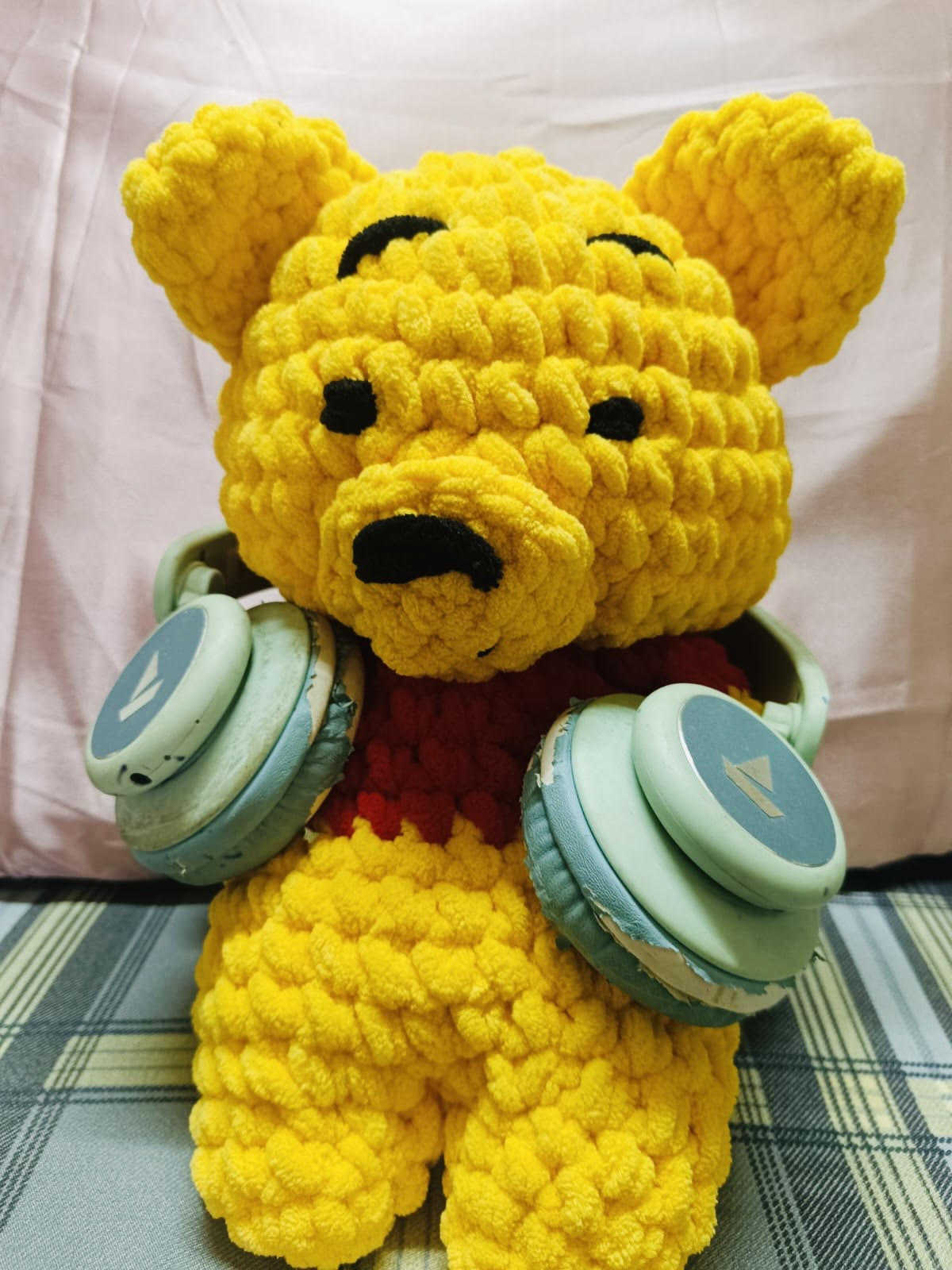 Crochet - Winnie-the-Pooh (11 Inch)